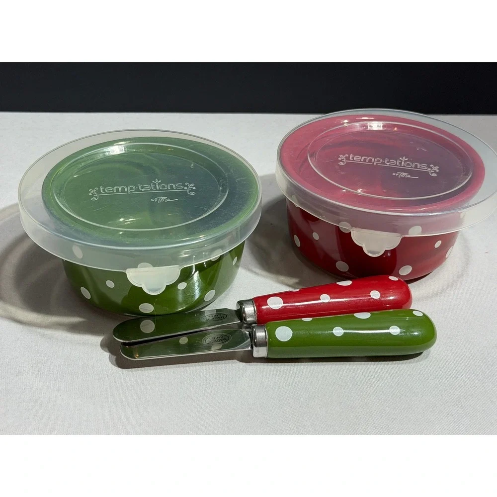 Temp-tations by Tara Polka Dot 6 oz Ramekins Set of 2 Red Green with Spreaders